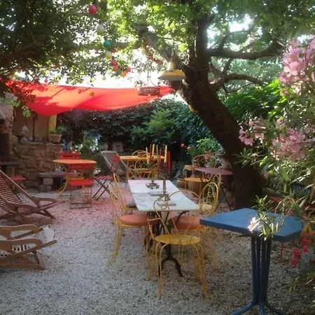 Sous L'abricotier Durban-Corbieres